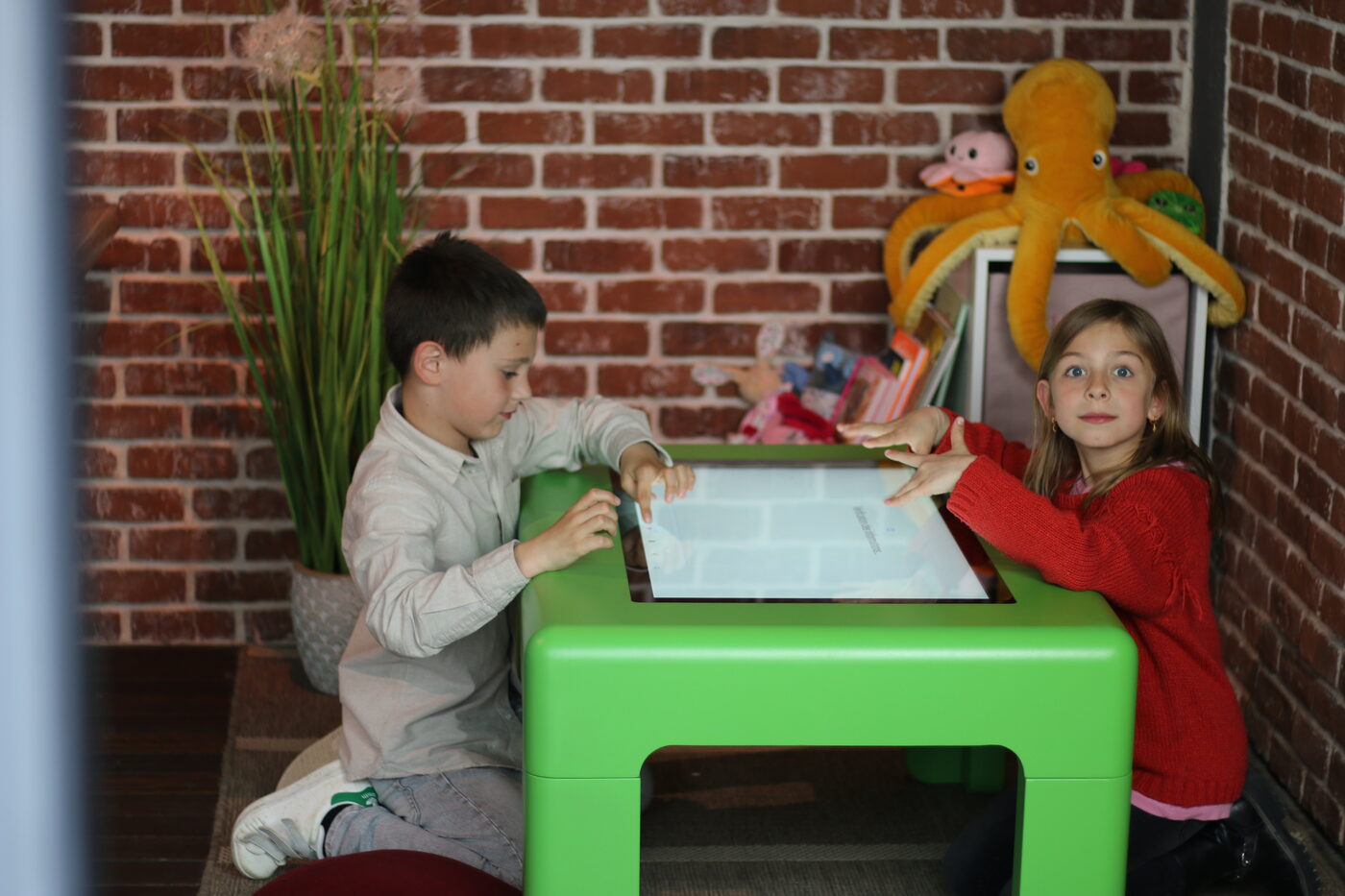 Enfants jouant dans une Kiddy-Zone